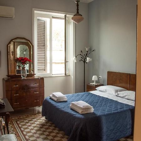 Battisti 18 Vintage Rooms パレルモ エクステリア 写真